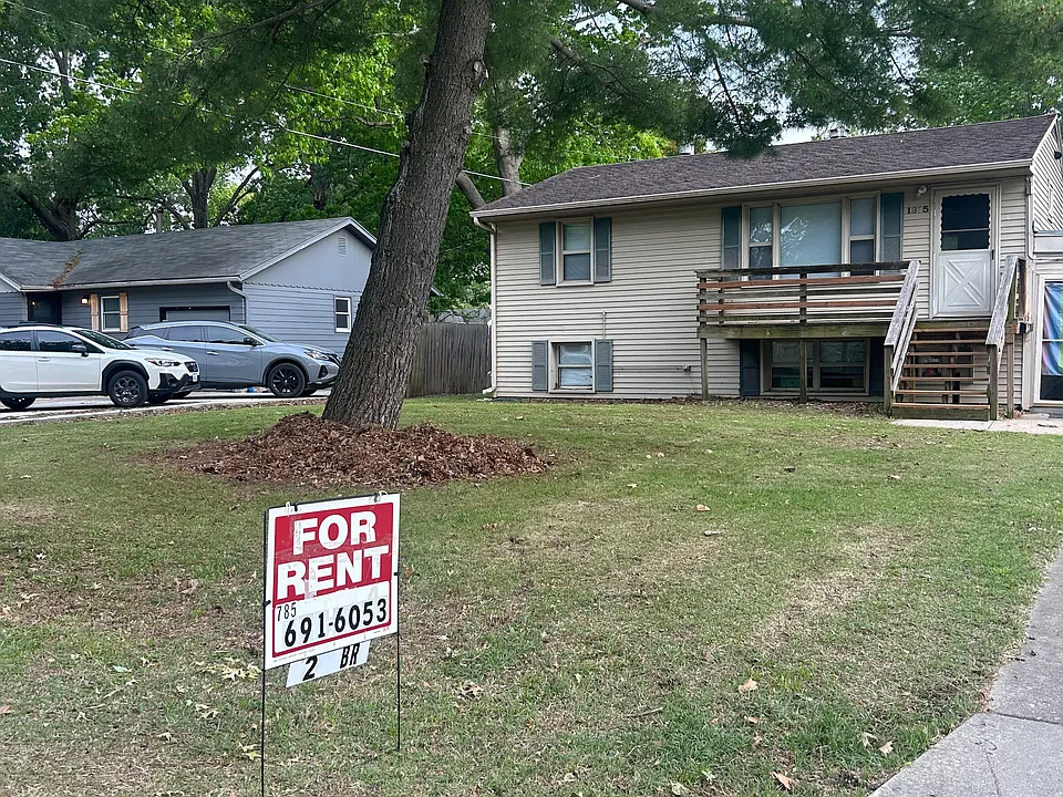 1315 W 19th Ter #A