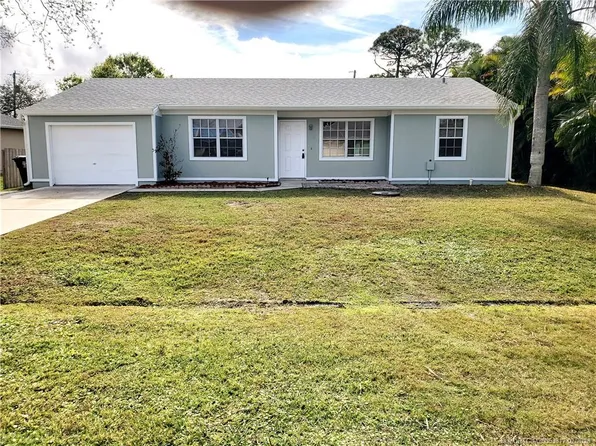 2965 SE Buccaneer Cir, Port Saint Lucie, FL 34952