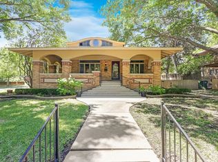 2101 Pembroke Dr, Fort Worth, TX 76110