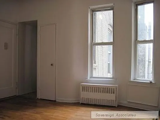 Rented by Sovereign Associates | media 12