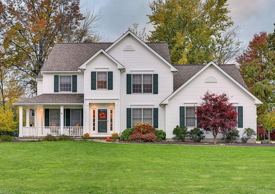 1st image of 32139 Deerfield Dr