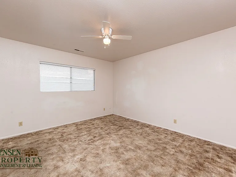 1163 W 540 N — Photo 6