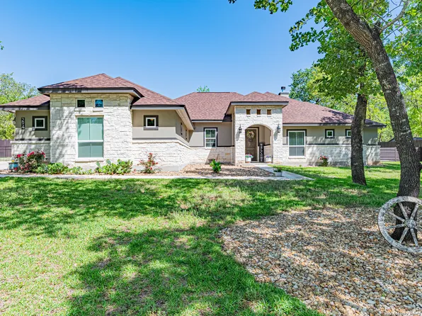 294 Cibolo Way, La Vernia, TX 78121