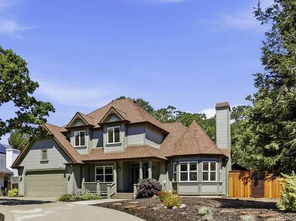 218 Grove Street, Windsor, CA 95492