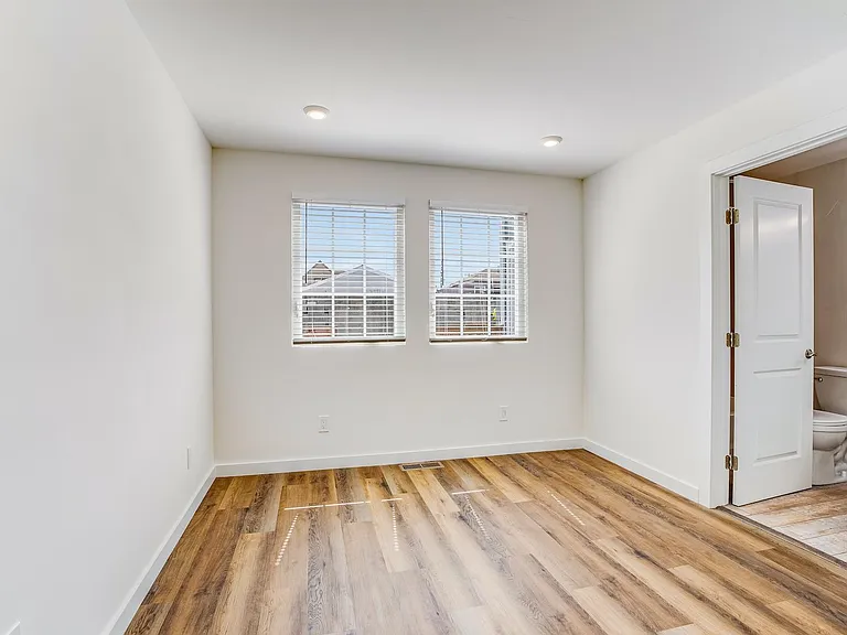 3410 Adeline St — Photo 12