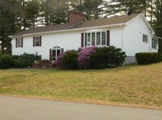 4 Falcon Dr, Hudson, NH 03051