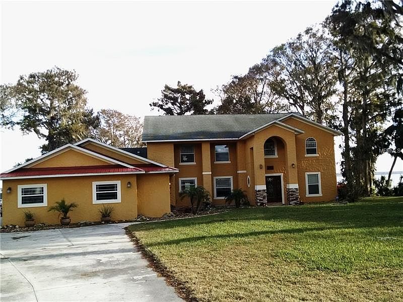 1st image of 242 Temple Cir