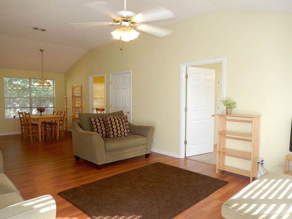 LivingRoom1