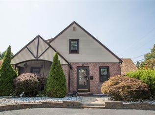 16 Homeland St, Johnston, RI 02919