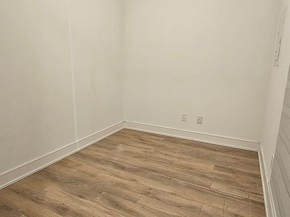 4th image of 1350 Ellesmere Rd #502