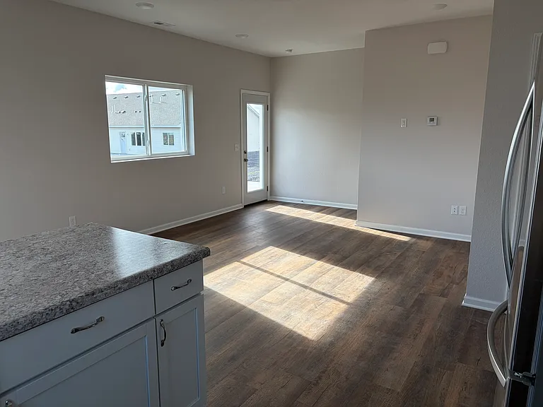 3127 Scotch Ln — Photo 8