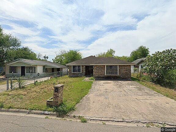 2nd image of 116 S Nicholson Ave