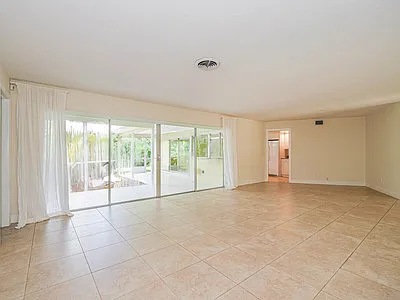 965 Reef Rd — Photo 12