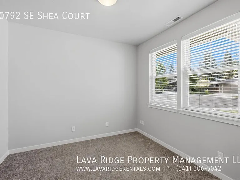 20792 SE Shea Ct — Photo 5