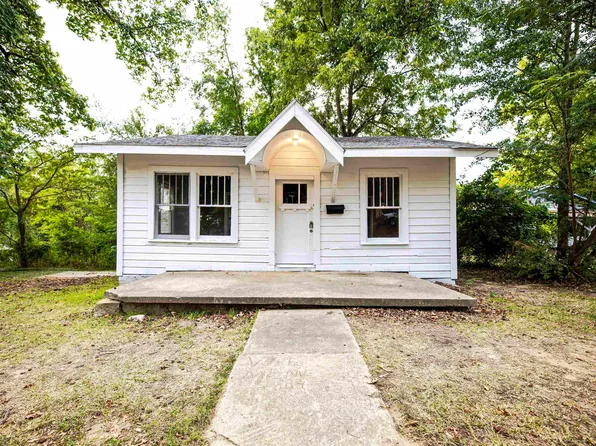 424 Dolphin Ave, Camden, AR 71701