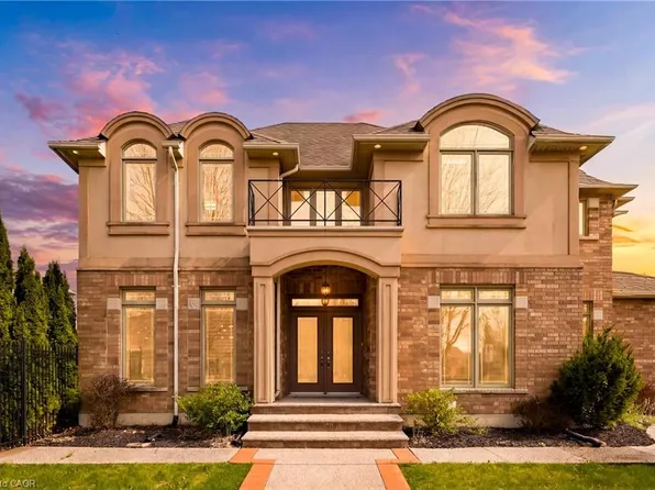 189 Cloverleaf Dr, Ancaster, ON L9K 1T4