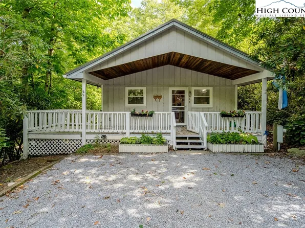 145 Teaberry Lane, Newland, NC 28657