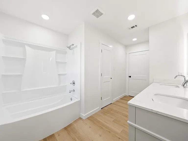 616 E Moonlight Dr — Photo 20