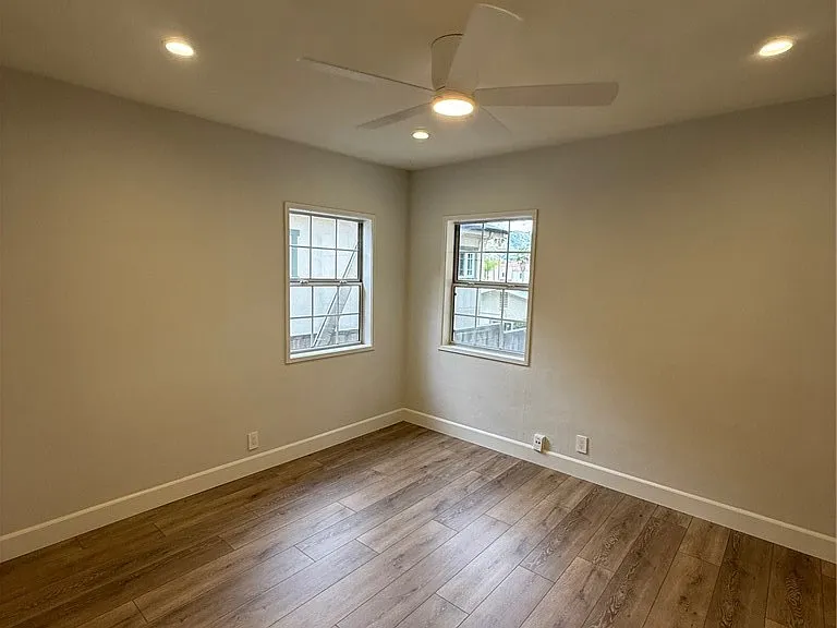 2828 Hermosa Ave — Photo 11