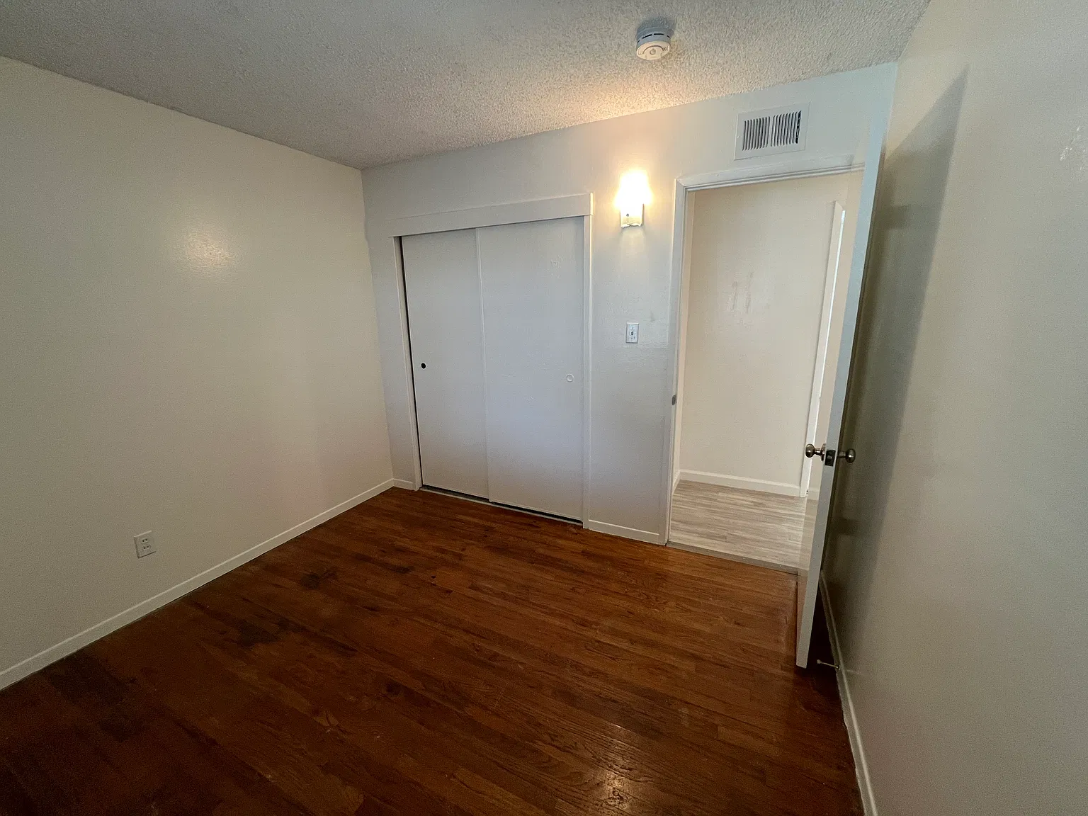 4 bed, 1248 sqft, $4,000 — Photo 4