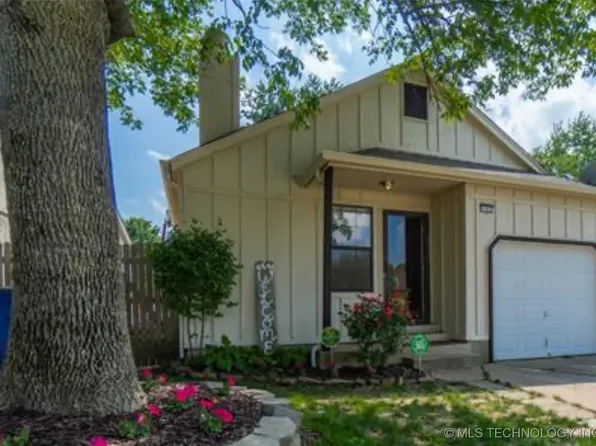 1902 W 62nd St, Tulsa, OK 74132