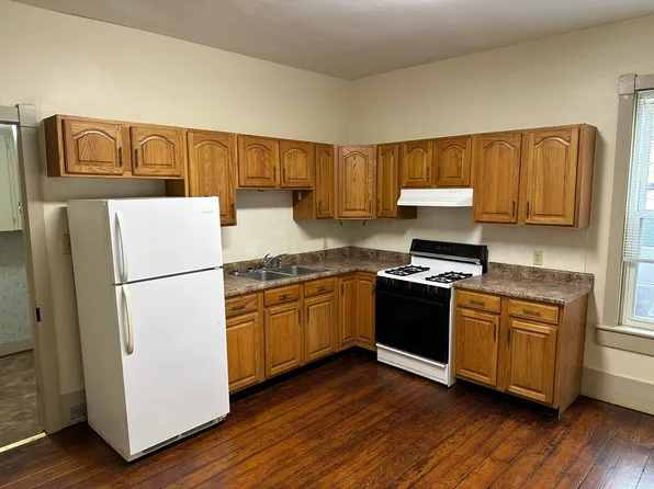 37 Campbell St, Montgomery, PA 17752