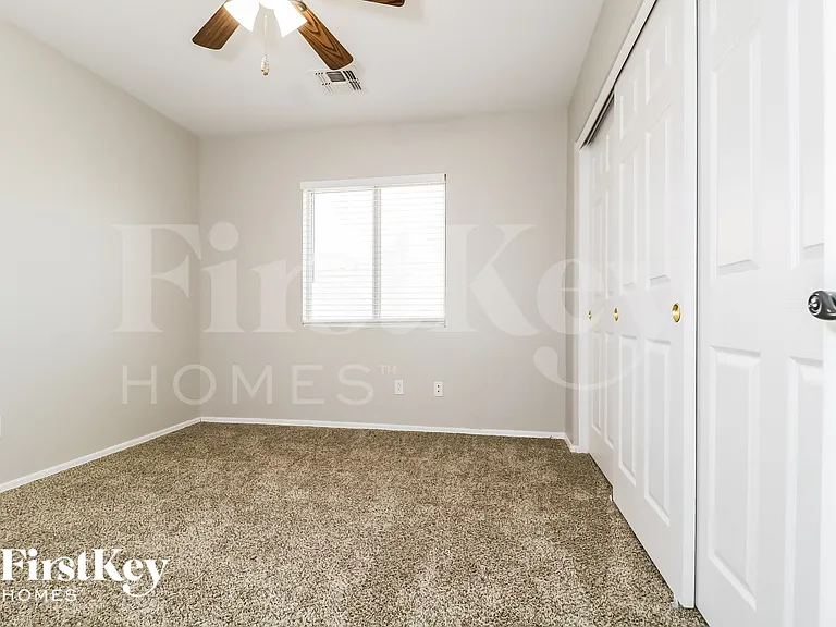 1167 S 225th Ln — Photo 11
