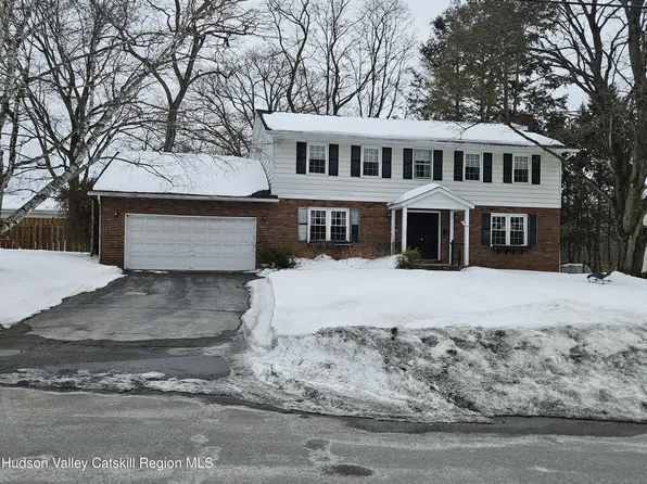 14 Garden Court, Saugerties, NY 12477