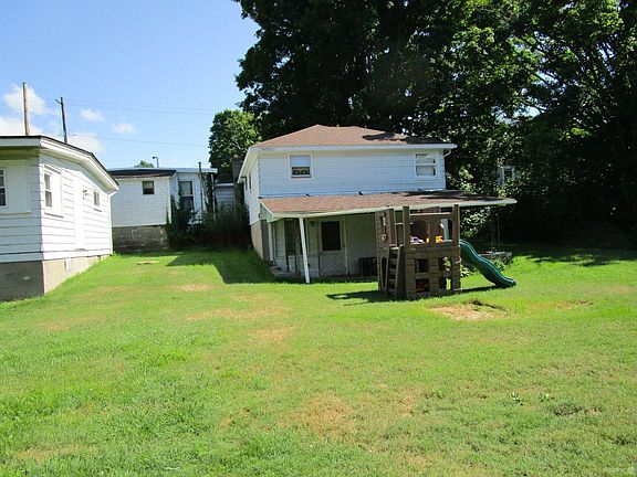 Clarke and Cole Rt 20 and Elm 090