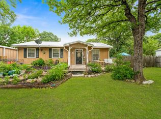 306 East Rd, Granbury, TX 76049