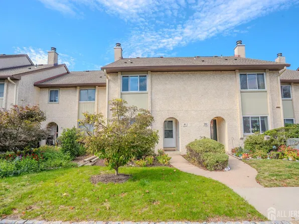 41 Tennyson Dr, Plainsboro, NJ 08536