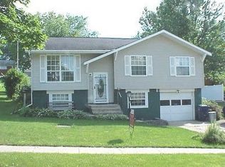 1429 City View Dr, Denison, IA 51442