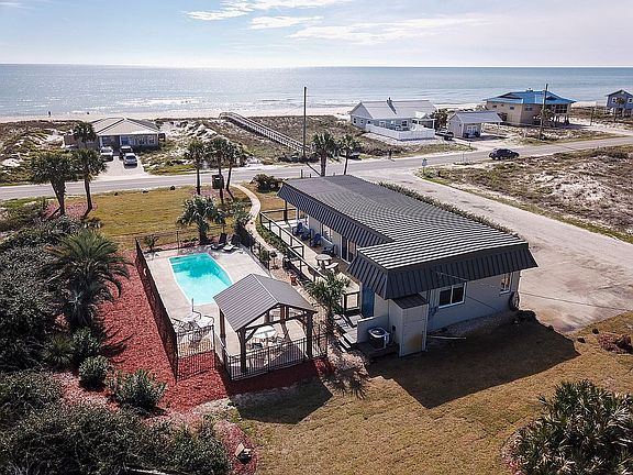 3rd image of 501 E Gorrie Dr