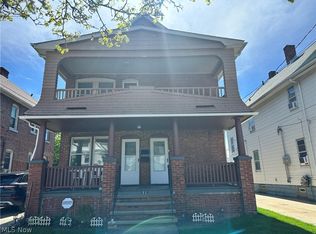 944 Evangeline Rd, Cleveland, OH 44110