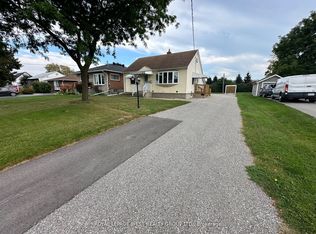 585 Veterans Rd, Oshawa, ON L1H3N6