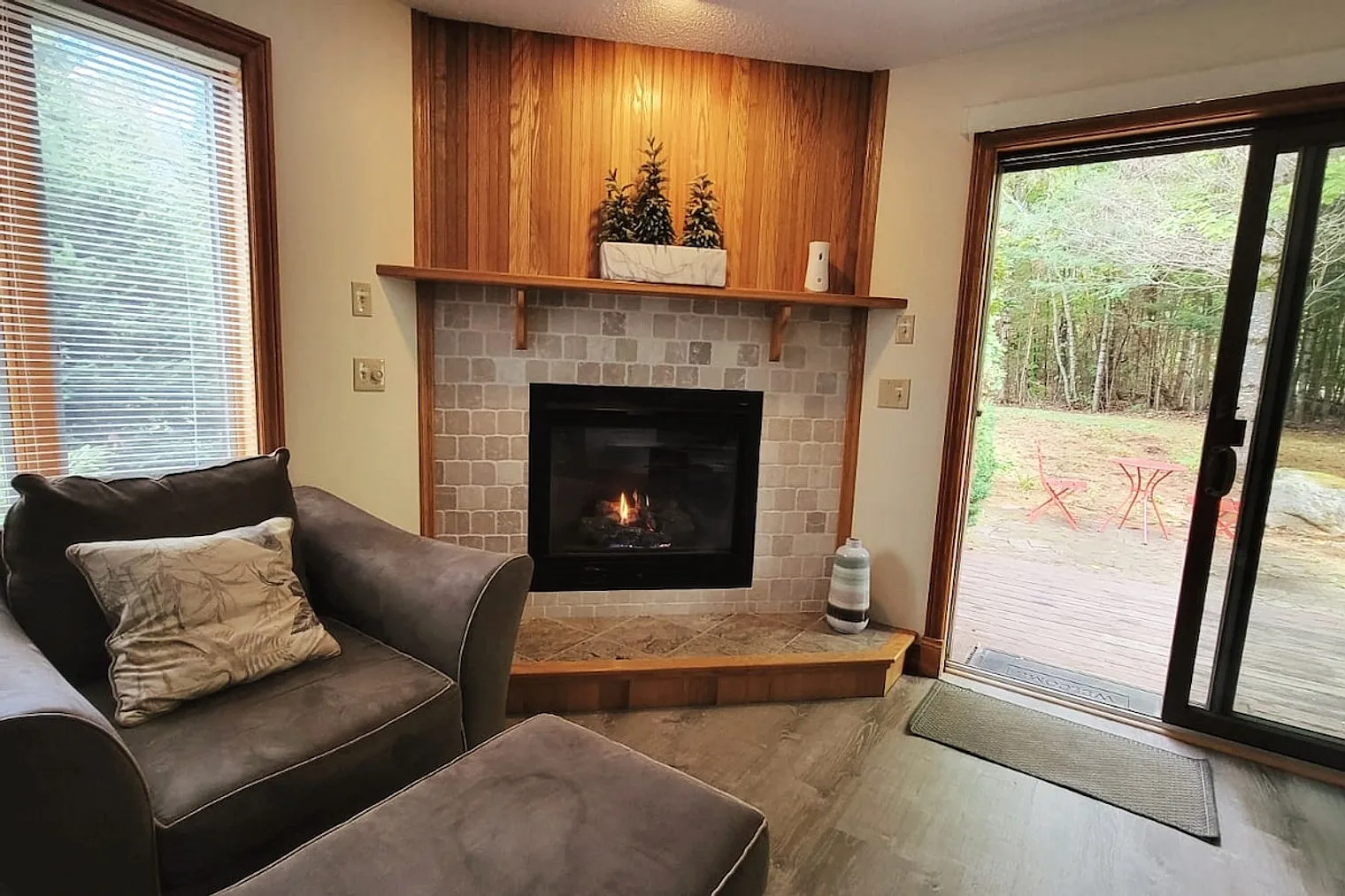 2 bed, 2.0 bath, $3,534 — Photo 3