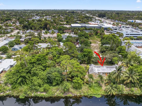 129 Fleming Avenue, Greenacres, FL 33463
