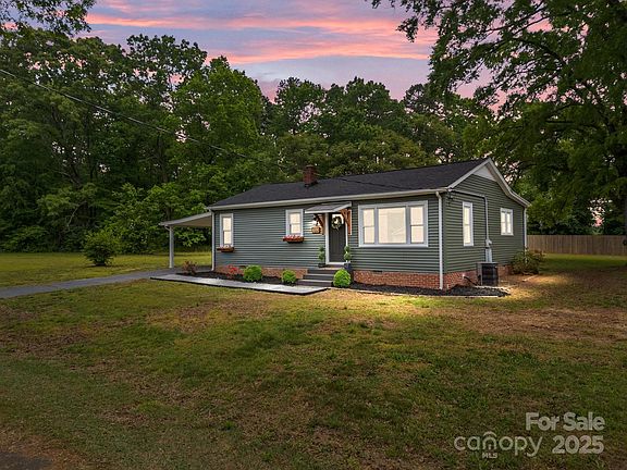 3rd image of 322 Corriher Heights Ave