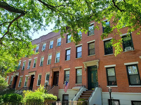 Rented by Avenue Sotheby's International Realty | media 26