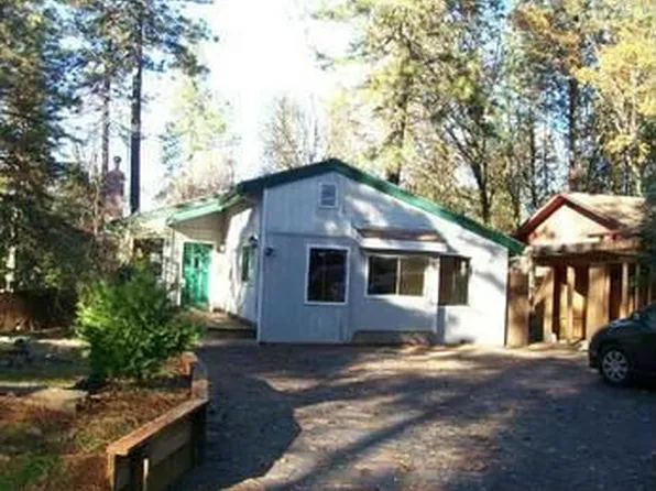 11882 Upper Circle Dr, Grass Valley, CA 95949