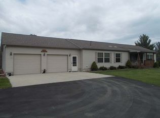 2080 W Knox Rd, Beaverton, MI 48612