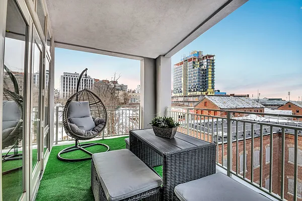 Sold by Compass | media 34