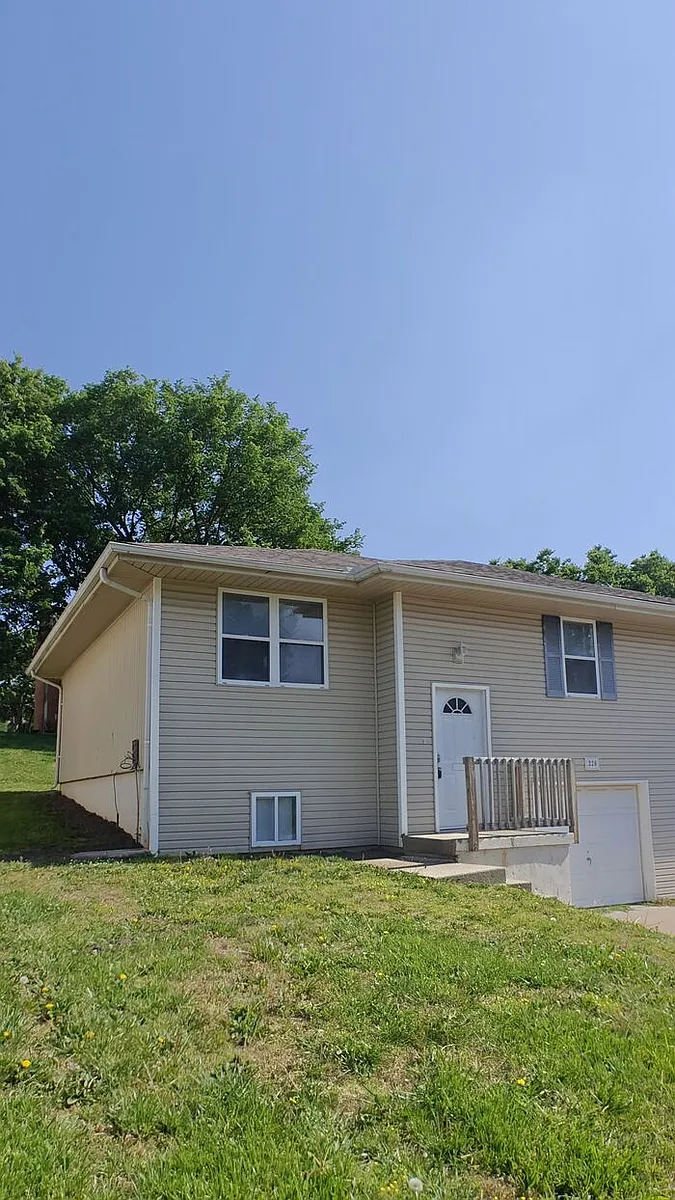 Building Photo - 226 NW 62nd Ter