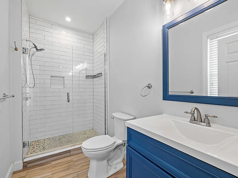74 Kingsdale St #3 — Photo 9