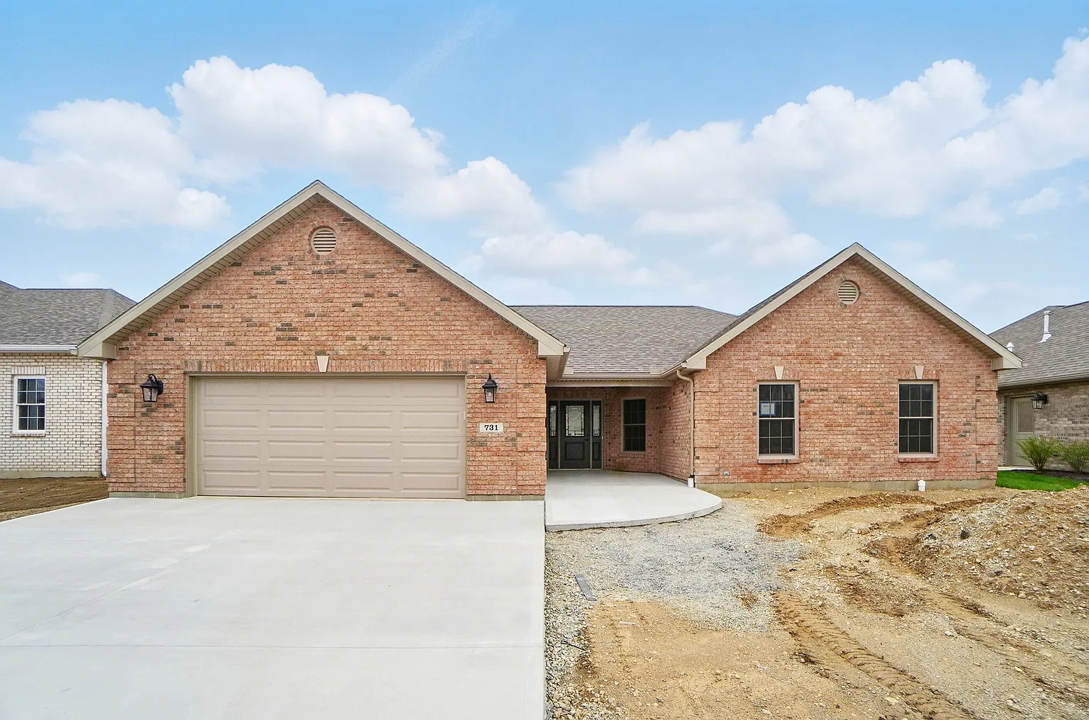 731 W Bentley Cir photo 1