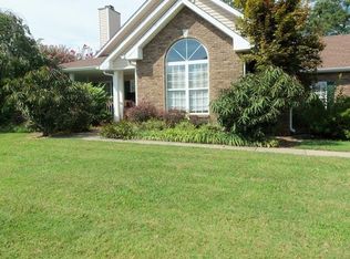 1391 Dr Meade Ln, Clarksville, TN 37042