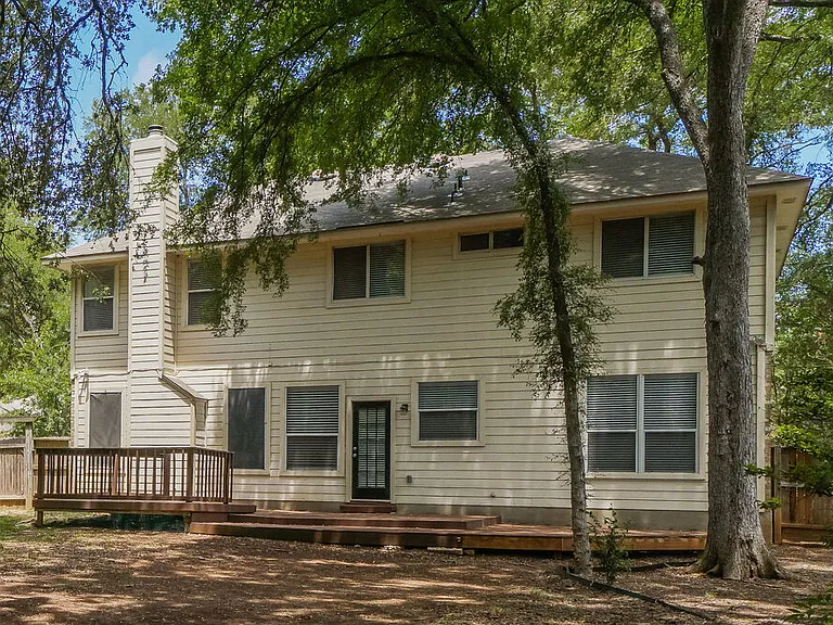 204 Nandina Ct — Photo 17