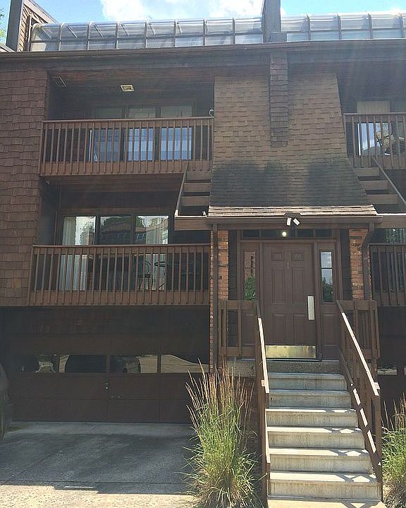 1st image of 710 Belrock Ave APT 102
