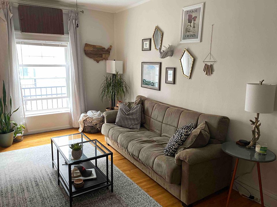 1st image of 1115 W 28th St #111