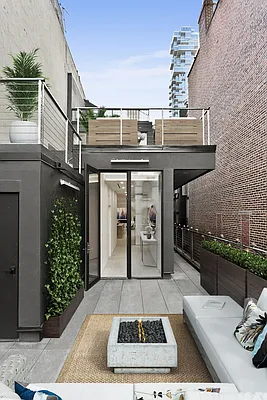 Rented by Living New York | media 51